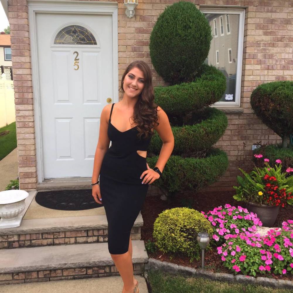 Meet your Posher, Nicolette